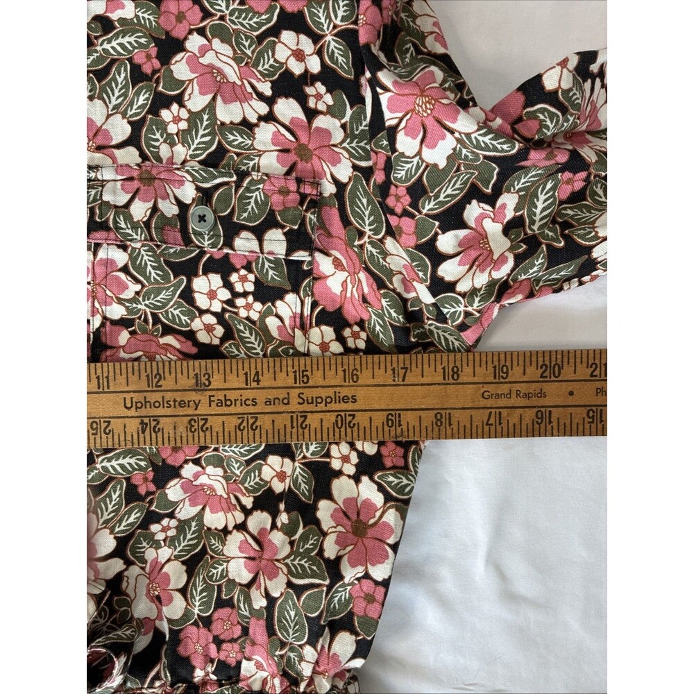 Outerknown Wander Linen & Cotton Romper Shorts Small Black Pink Floral Cottage - Picture 12 of 16